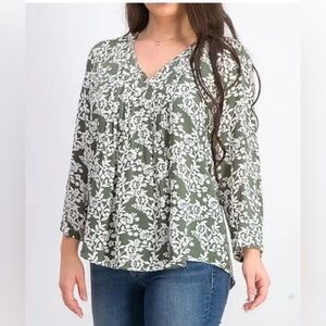 NEW…StitchFix Fun 2 Fun Green Floral Blouse